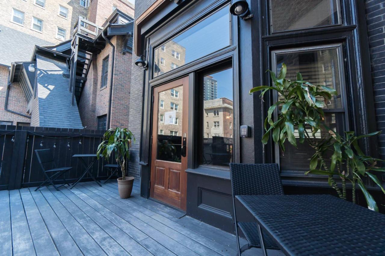The Dubbel Dutch Hotel Milwaukee Exterior photo